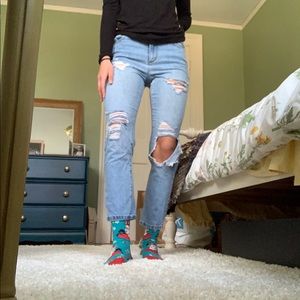 Forever 21 ripped light wash jeans